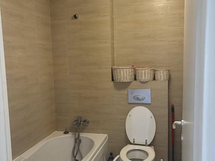 COSMOPOLIS ap. doua camere . Ocazie! - 7