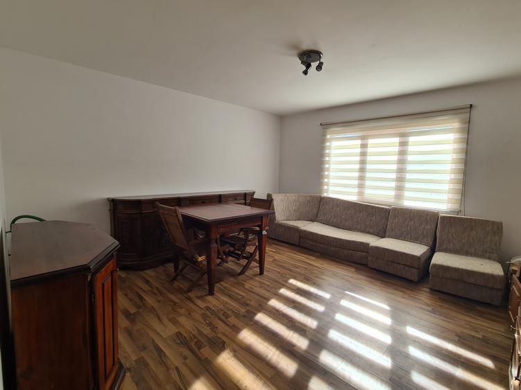 Vila P+1+M  in Adjud  zona linistita - pentru 1, 2 sau 3 familii - 4