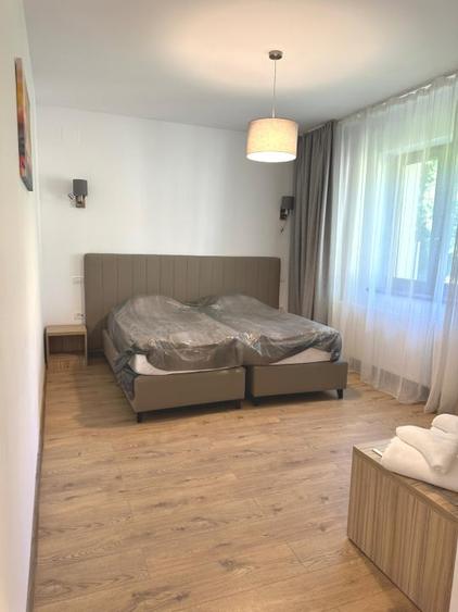 Cladire renovata, pretabila pentru hotel, pensiune, retreat, centru, etc - 8