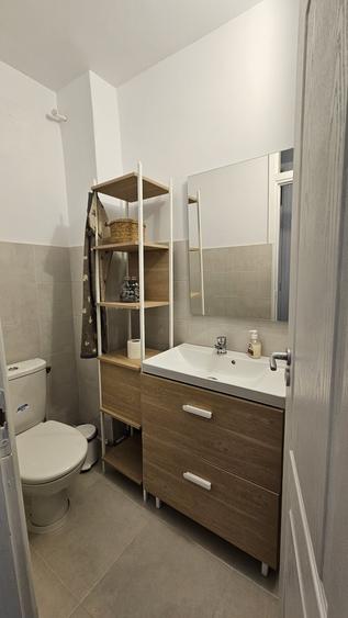 Apartament 3 camere, decomandat, Soarelui, etaj intermediar - 2