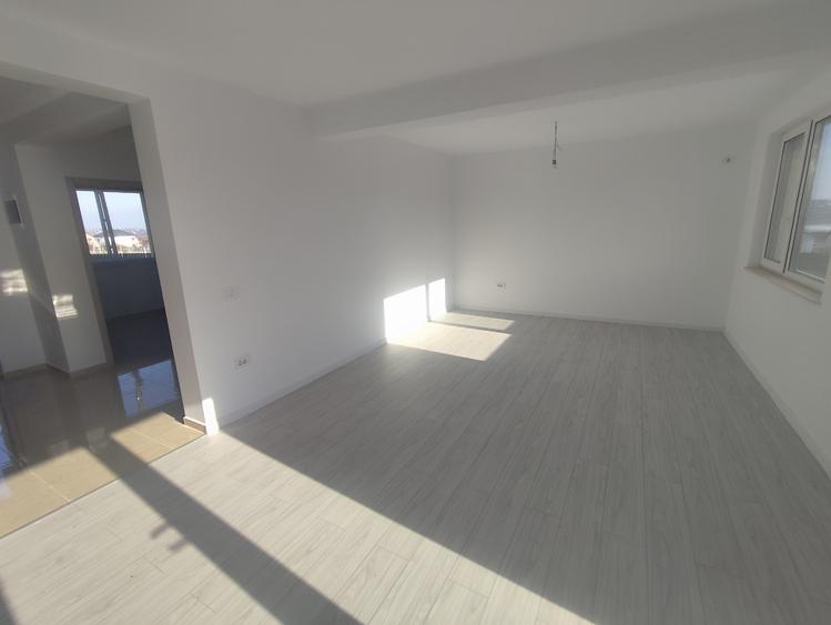 Duplex intabulat  la cheie 4 camere Popas  Pacurari  COD 160967 - 6