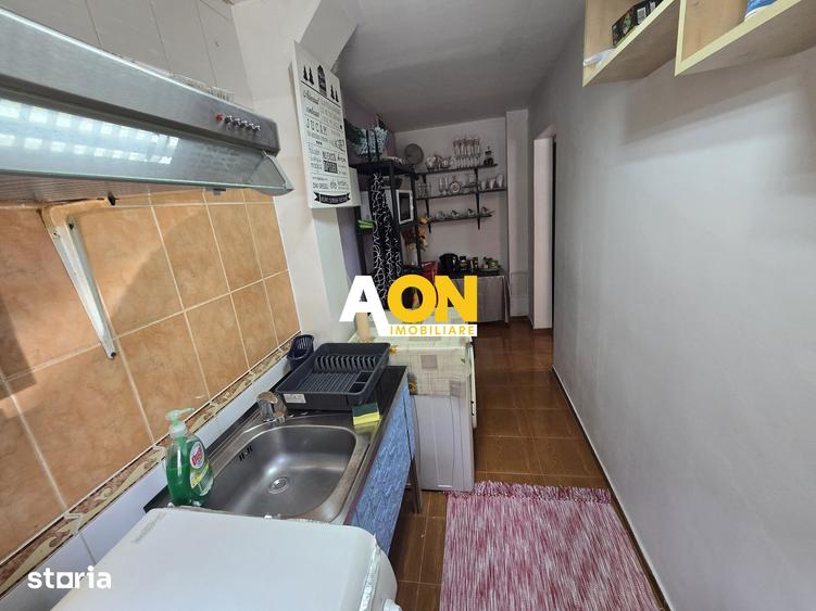 Apartament cu 3 camere decomandat în Cetate