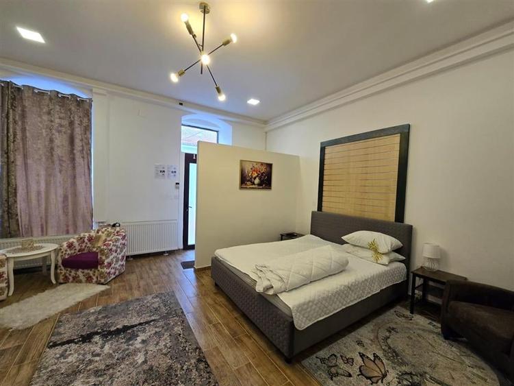 Spatiu comercial in zona centrala Fagaras - 2