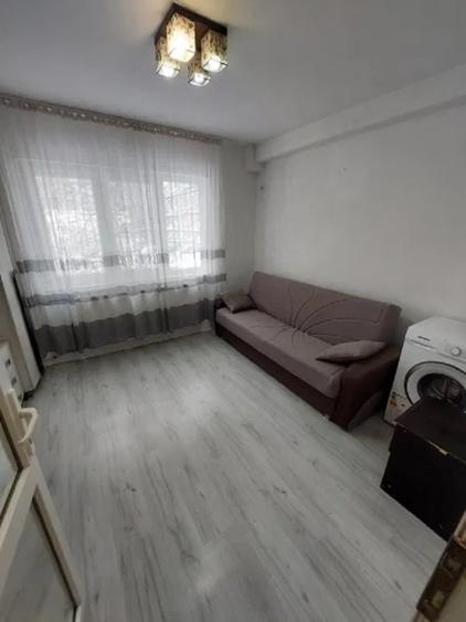 Garsoniera -zona Nicolina- - 3