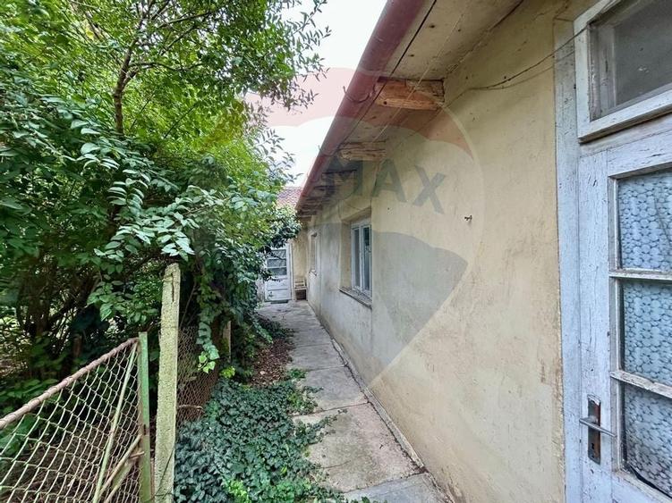 Casă de vanzare cu teren de 356 mp in Salonta - 3