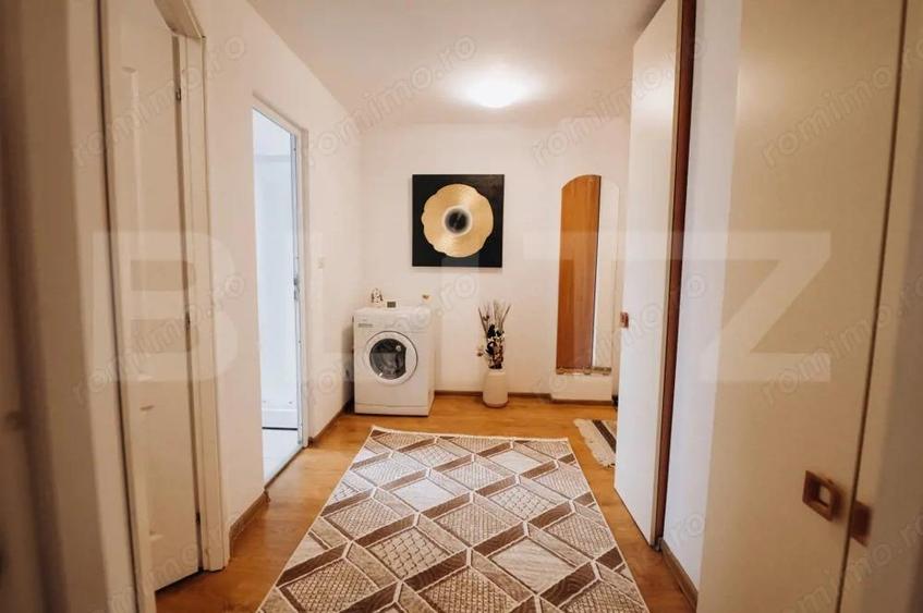 Oportunitate rara Garsoniera moderna cu parcare ?i curte | Podu Ro? Granit - 11