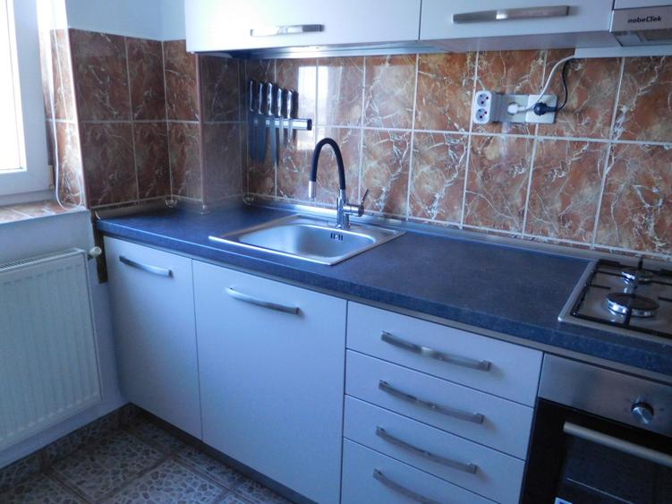 chirie apartament 2 camere - 9