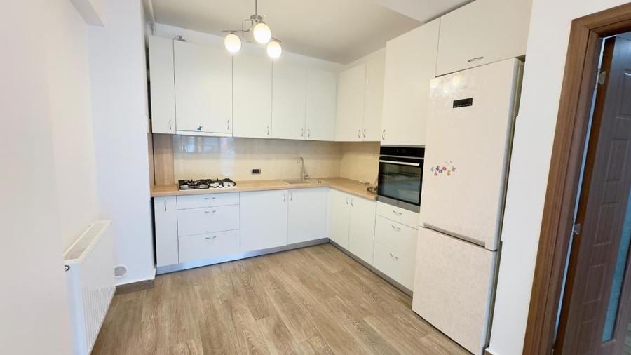 Apartament 3 camere de inchiriat Isaran, Tractorul - 9