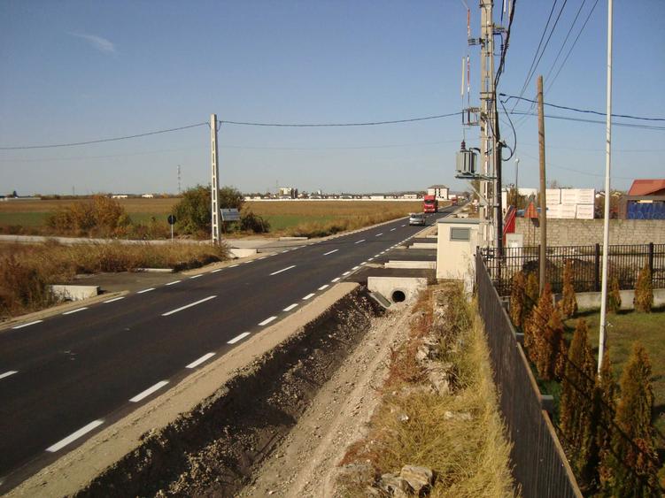 Vand 629 mp, in Targoviste, Ulmi cu 39000 euro - 2