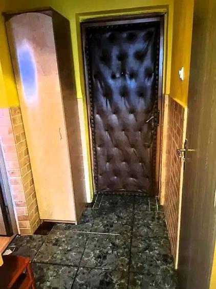 CI651 Garsoniera zona UMT,etaj 2,bloc izolat - 4