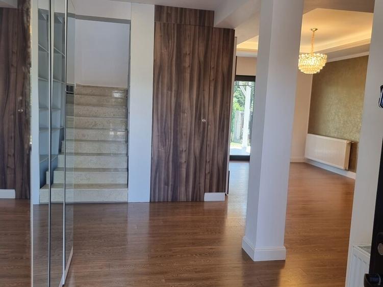 Casă de vânzare în Mogoșoaia – P+1, mobilată și utilată, cu ieșire la pădure - 9