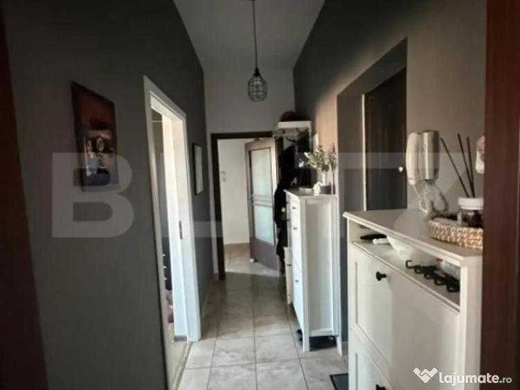 Apartament doua camere, decomandate 58 mp, zona Aeroport - 1