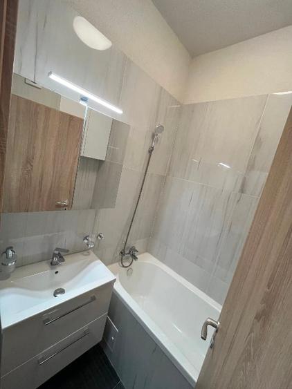 Proprietar/Penthouse cu 3 camere, Dumbrăvița /Lipovei – vedere directă la pădure - 14