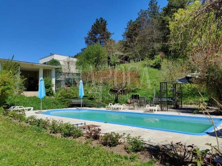 Casa 5 camere de vanzare in Floresti - 3