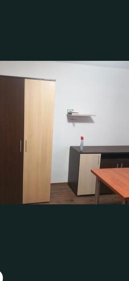 Garsoniera Tractorul- langa Coresi Mall  - 8