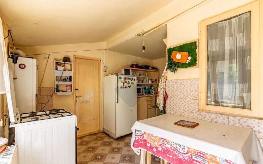 Casa cu poten?ial, curte proprie, zona lini?tita ... - 7