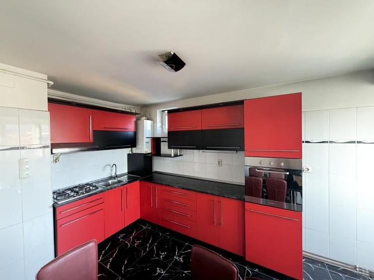 Apartament cu 3 camere,parcare,garaj,zona Stadionului - 1