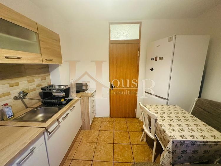 Decomandat. Vedere pe 2 parti. Centrala proprie. - 11