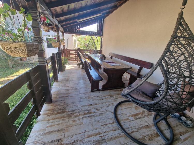 Casa P+1, Suprafata utila totala 228mp , 426mp teren, cartier Lapus Arges - 2