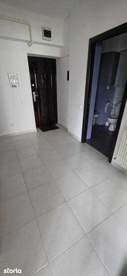 Zamca-bloc nou- 2 camere decomandate + loc de parcare - 2