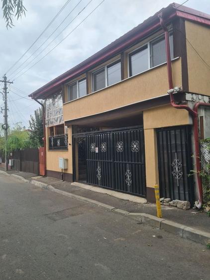 Vand casa sector 4 - 7