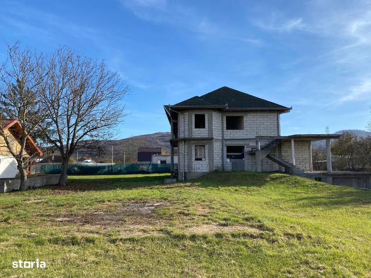 2 imobile+18 arii Teren,utilitati,asfalt - 10