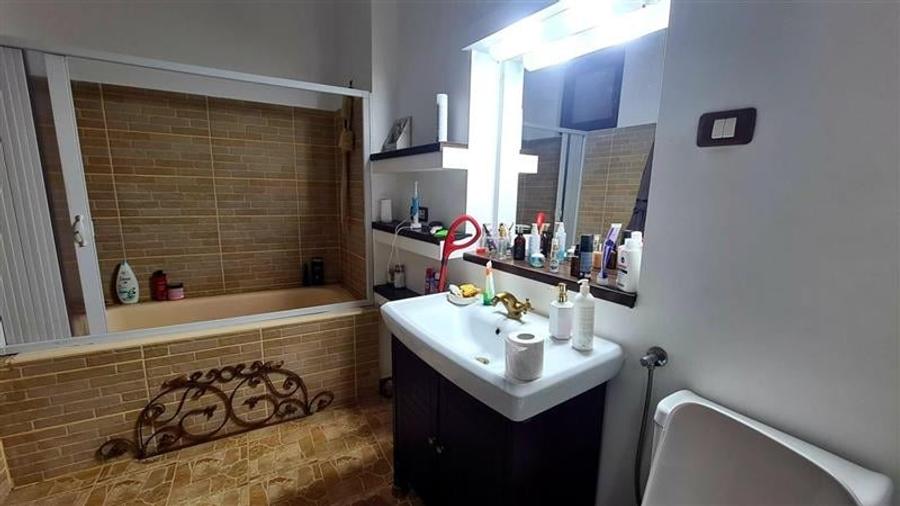 Apartament la casa cu gradina, 4 camere mari , zona Balcescu - 5