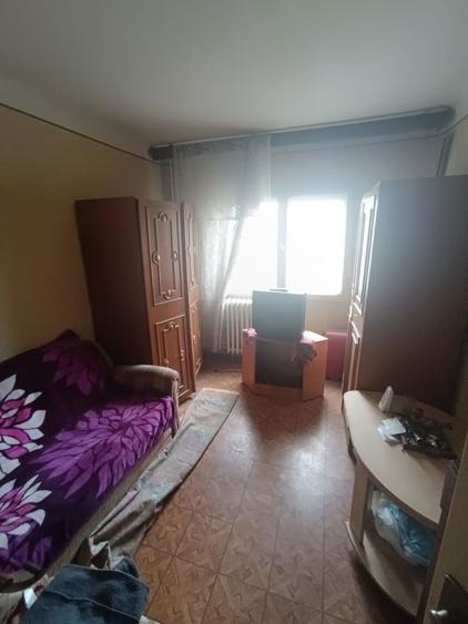 Apartament 2 decomandate in Brazda - 1