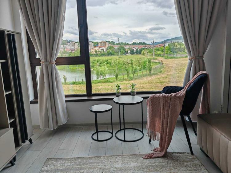 Inchiriez ap 2 camere + garaj subteran Bdul Dem Radulescu, bloc nou, dotari premium, prima inchiriere - 1