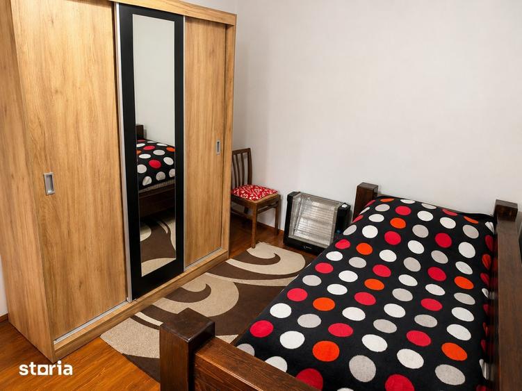 Casa 86 mp utili + 266 mp curte, Orlat zona foarte linistita, 18 m - 8