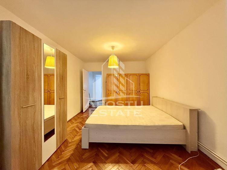 Apartament 3 camere, decomandat, etaj 1, centrala proprie, Medicina - 1