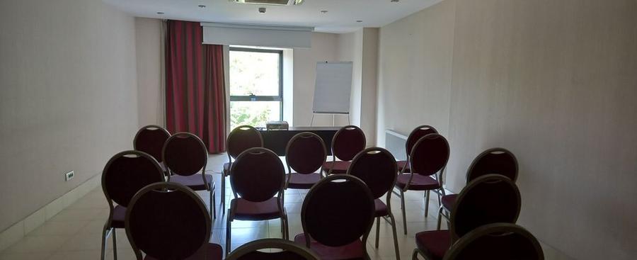 Hotel 4 stele 78 camere Piata Unirii - 8