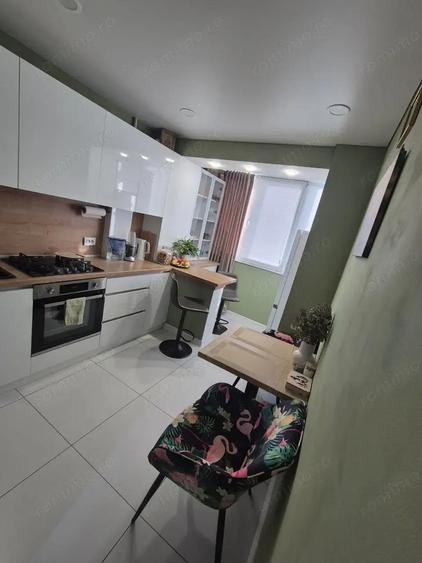 Garsoniera de inchiriat in zona 1 Decembrie - 1