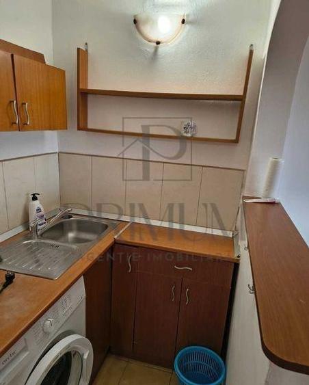Garsoniera - Decomandat - Mobilat și Utilat - Zona Lipovei - 4