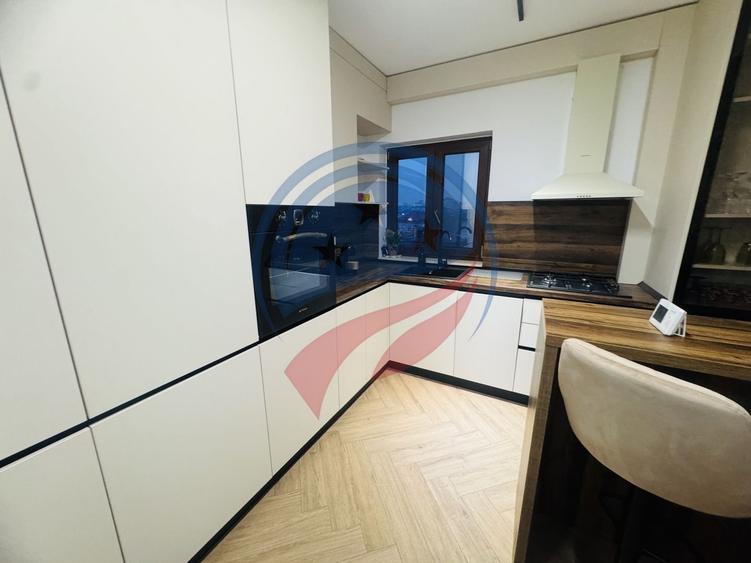 Super locație, super apartament 4 camere Ultracentral - 7