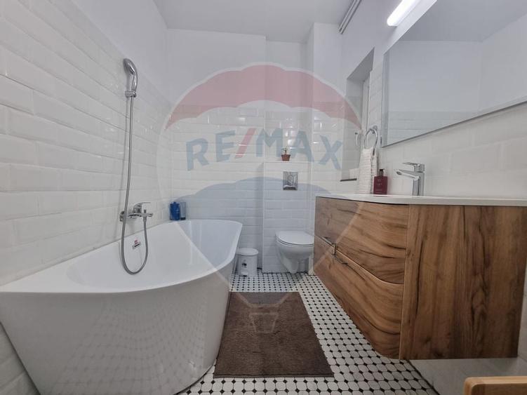 Apartament cu 6 camere de inchiriat in zona Tomis Mall - 7