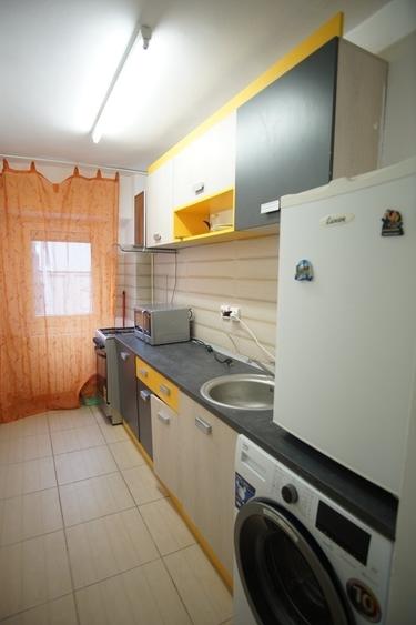 Timpuri Noi Metrou Nerva Traian Garsoniera Moderna Bloc Reabilitat - 2