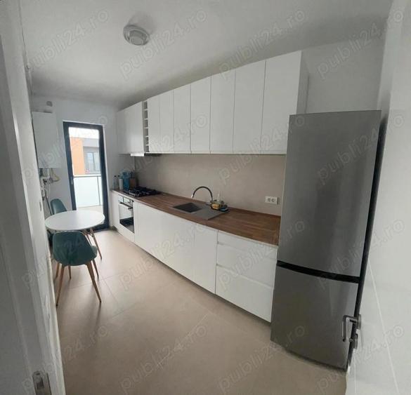 Inchiriez garsoniera cu dressimg separat - 5