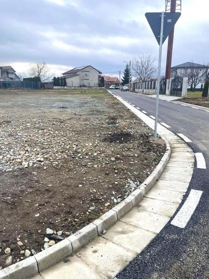 Teren de vanzare- Intravilan 1701mp Mihai Viteazu - Toate utilitatile - 1