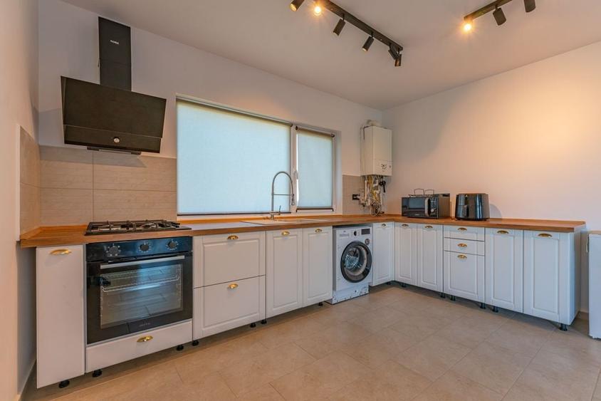 Casă Individuală de &Icirc;nchiriat, &Icirc;ncălzire &icirc;n Pardoseală, Teren 400 mp - 8