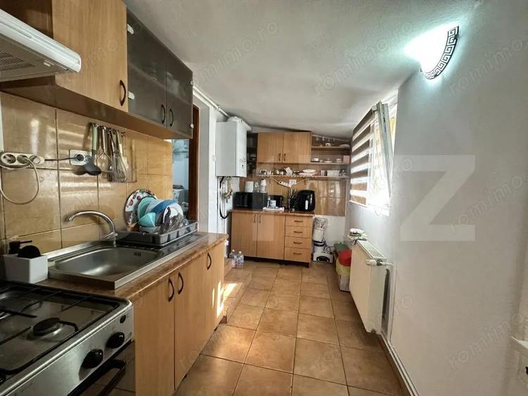 Apartament 3 camere, decomandat, 72 mp, Craiovita Noua, zona Scoala Elena Farago - 4