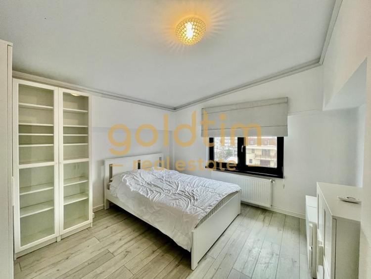 ULTIMUL  ETAJ/LIFT DIRECT/SUPRAFATA GENEROASA/ Trasnformat din 4 camere - 25