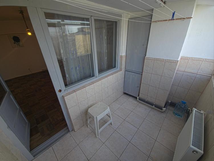 Ultracentral Tomis Mall 3 camere decomandat etaj 3/7 - 5