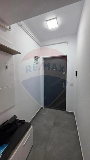 Apartament cu 2 camere de vanzare si curte privata de 187 m.p. - 4