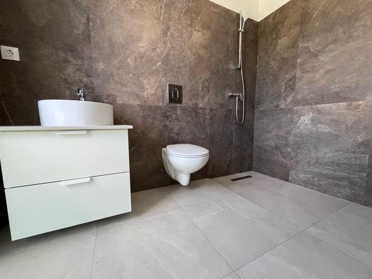 Casa nouă tip Duplex, 4 Camere, P+1E, 155 mp, 200 mp curte individuala-  Odăile - 7