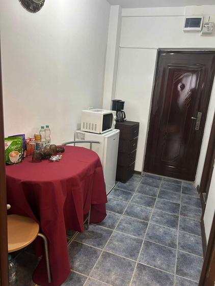 Inchiriez Garsoniera - 7