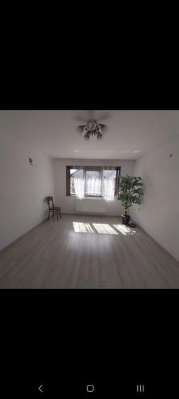 Casă individuală cu 4 camere cu Teren 300 Mp în Central