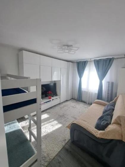 56000 euro -Garsoniera decomandata renovata- etaj 1 din 4 -bloc 1981 - 7
