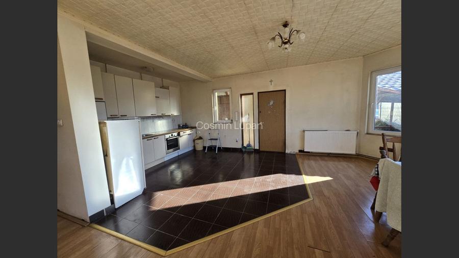 Casa + teren 2000 m? de vanzare, sat Sasar, zona foarte linistita Casa + teren 2000 m? de vanzare, sat Sasar, zona foarte linistita