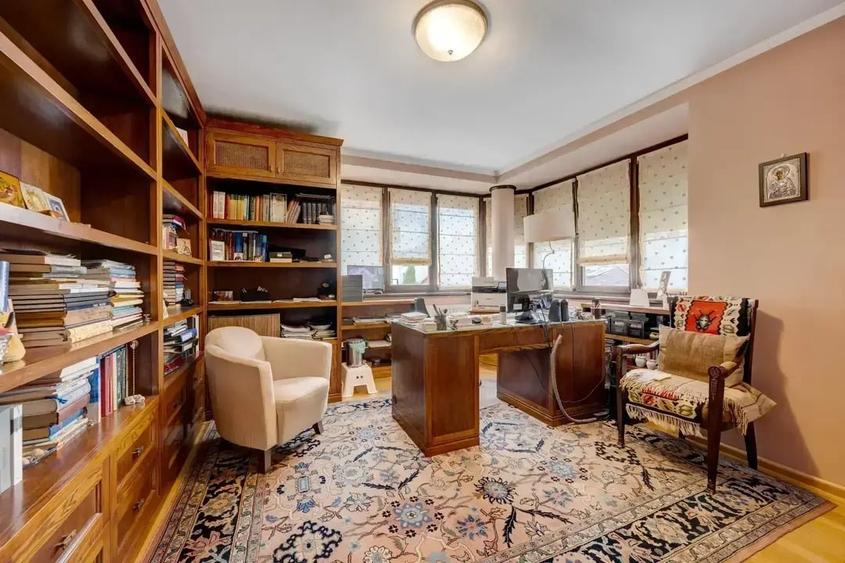 Vila de Lux ideal familie / sediu de firma in zona centrala - 11